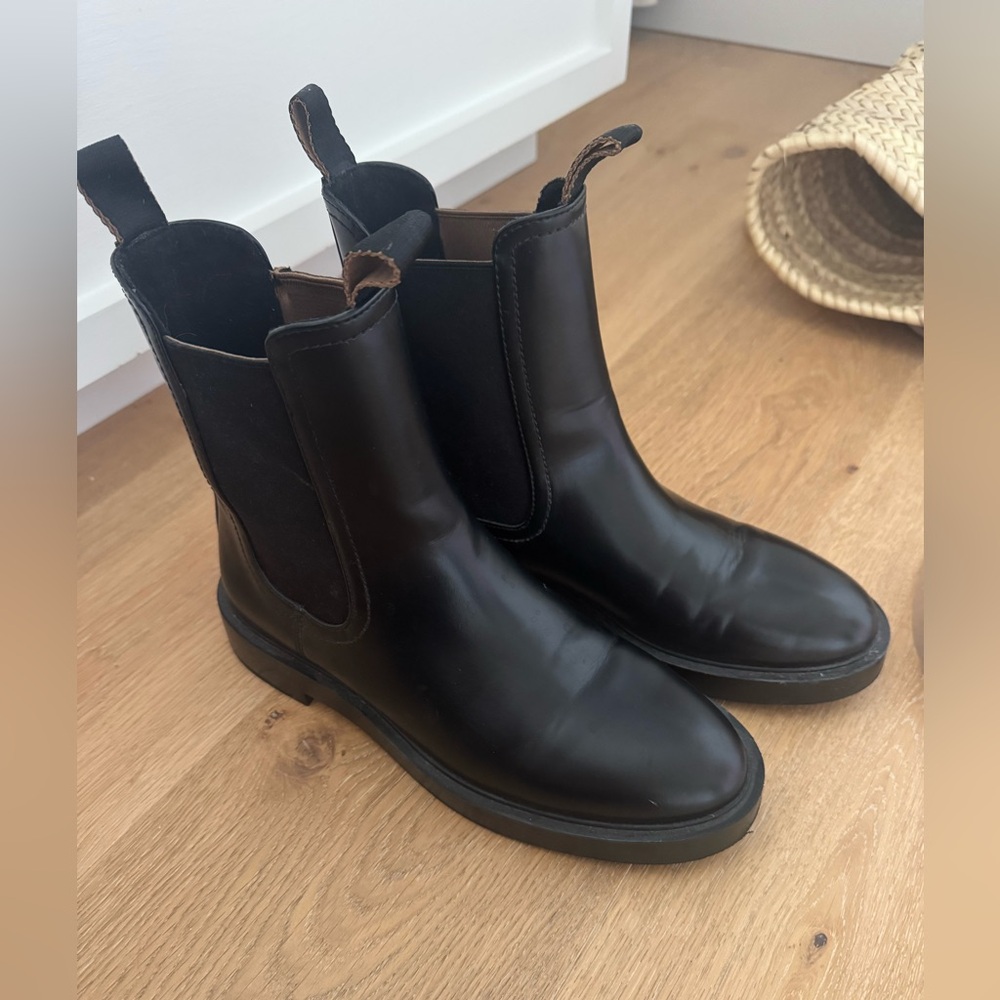 H&M Black Chelsea Boot 8